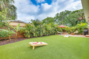 Tampa Home with Fire Pit, Grill, Cornhole and More!